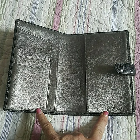 Authentic Coach leather agenda wallet - Picture 5 of 7